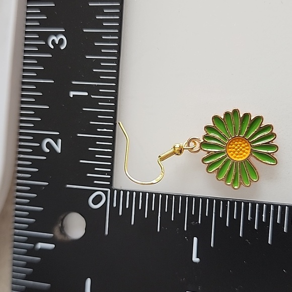 🌺FUN Gold Green Hippie Daisy earrings  925S With Quality Tibeten - Picture 5 of 6